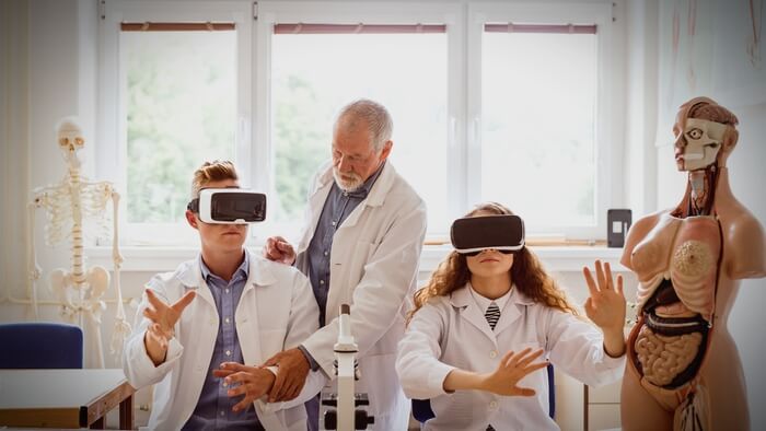 The Implications of Gartner’s Top 10 Tech Trends of 2018 for Education-giving compass