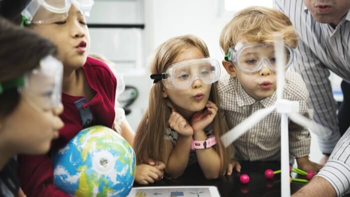 8 Ways to Introduce Children to STEM at an Early Age
