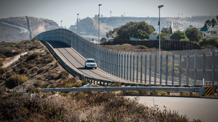 Common Sense Solutions to the Border Crisis - Giving Compass