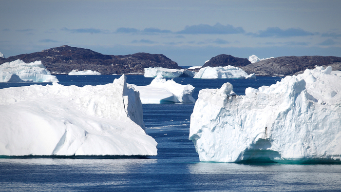 The Connection Between Arctic Warming and North American Cold Waves Giving Compass